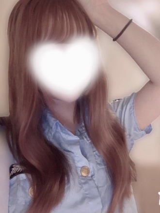 もこ〜天然美女